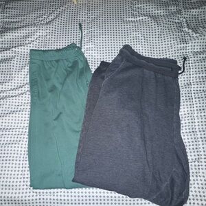 2 pairs of Sweats